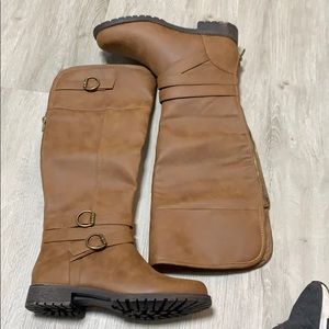Just Fab: Brown boots Size 7